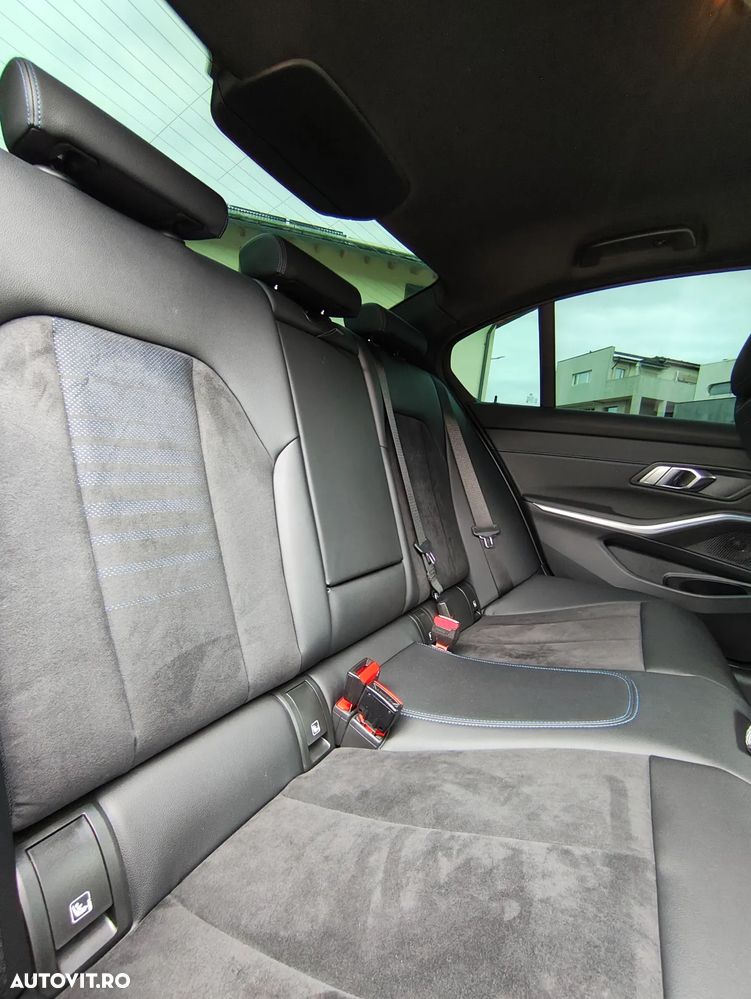BMW Seria 3 320d Aut. M Sport - 9