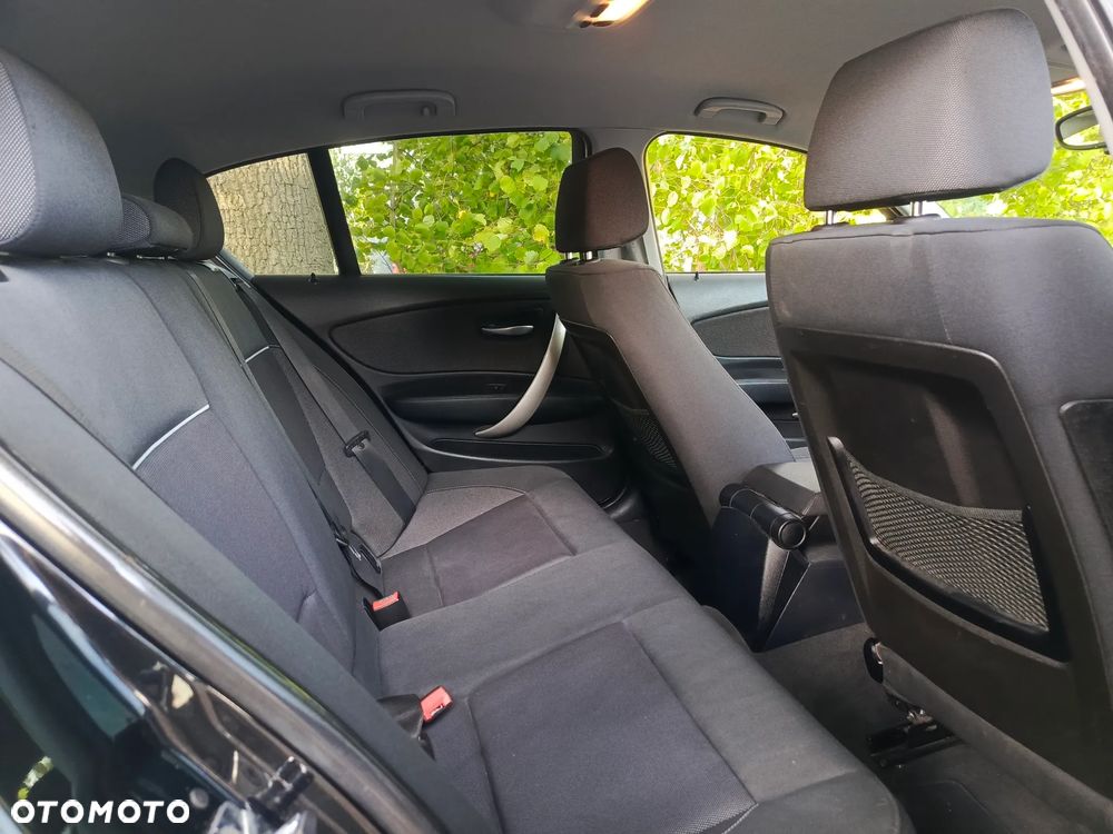 BMW Seria 1 118i - 17