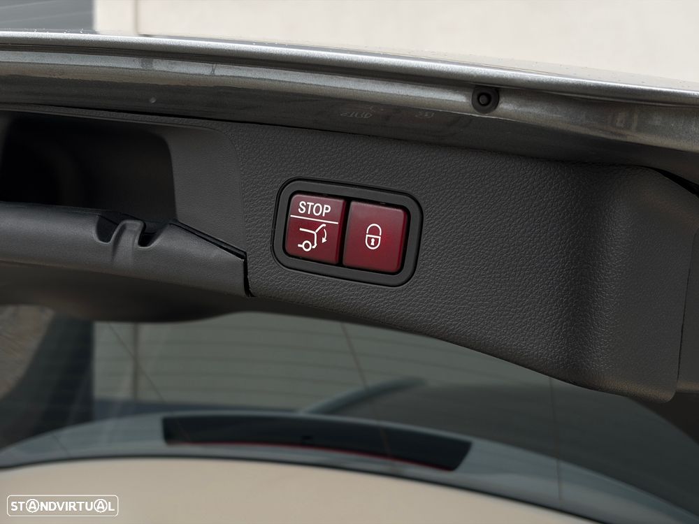 Mercedes-Benz C 350 e T 7G-TRONIC Avantgarde - 43