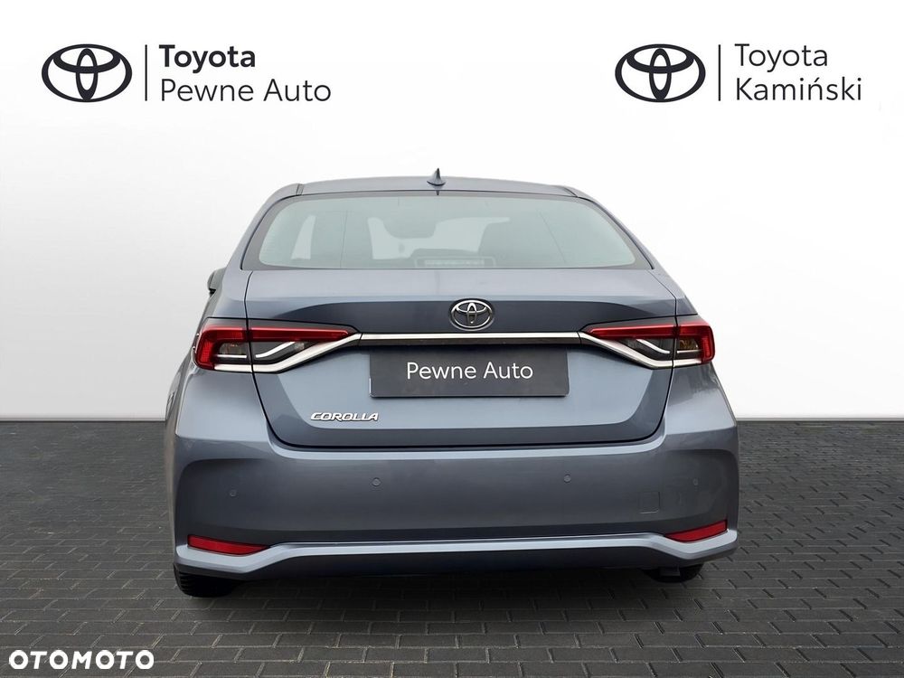 Toyota Corolla - 4