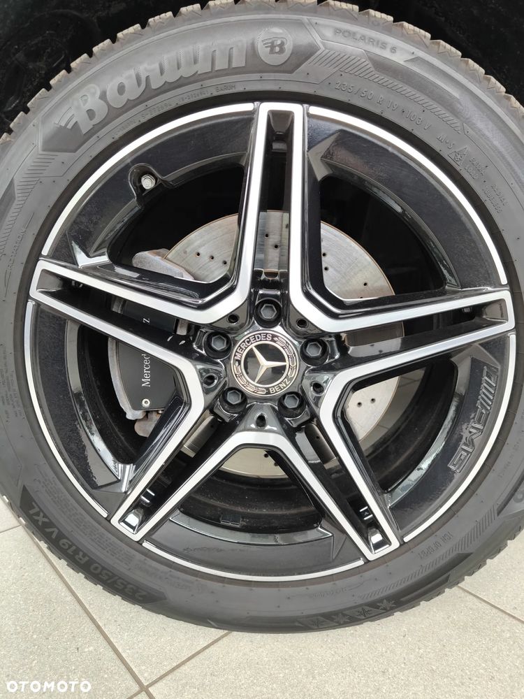 Mercedes-Benz GLB 200 AMG Line 7G-DCT - 37