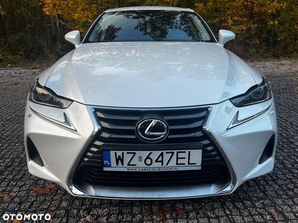 Lexus IS - 6
