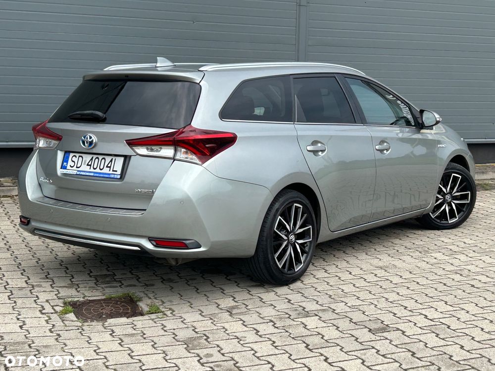 Toyota Auris Hybrid 135 Prestige - 3