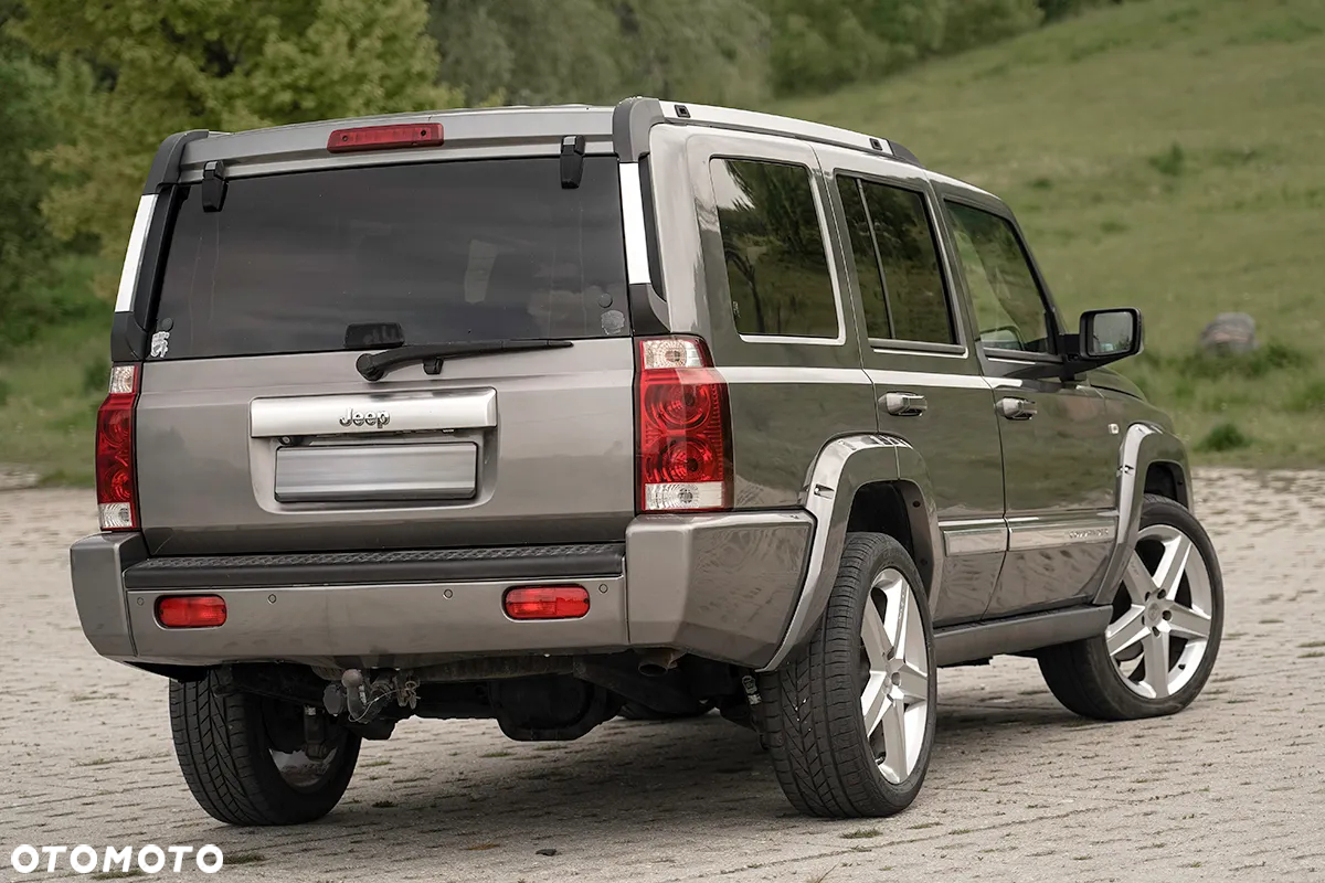 Jeep Commander 3.0 CRD Overland