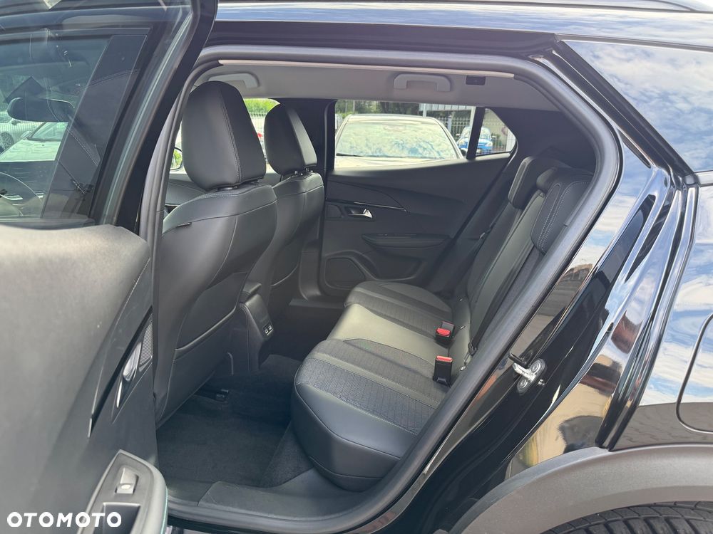 Peugeot 2008 PureTech 130 Allure - 32