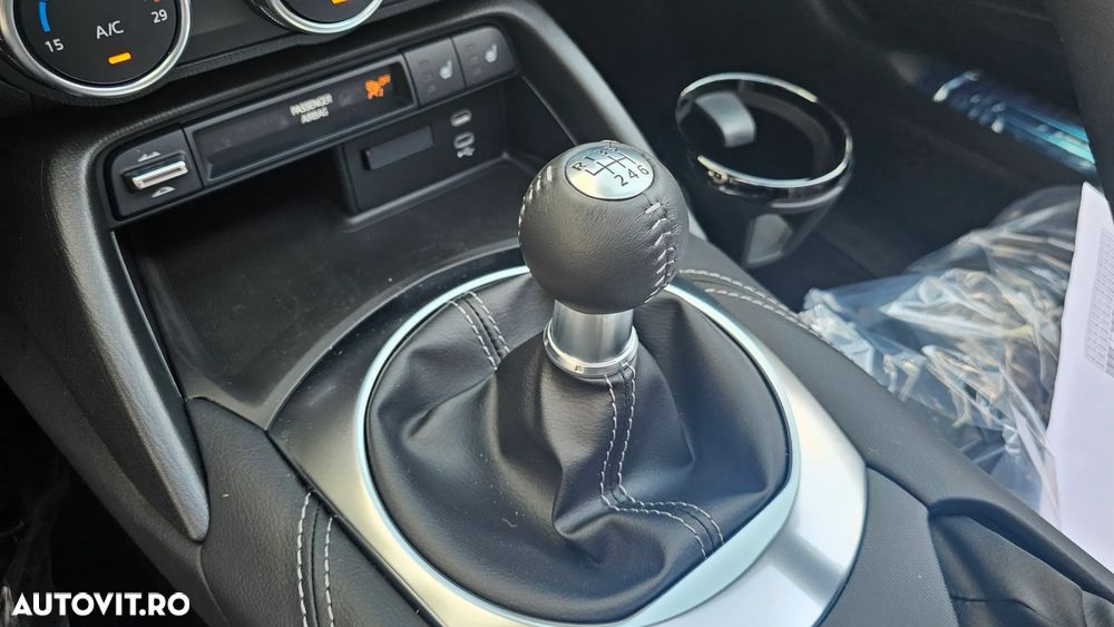Mazda MX-5 - 10