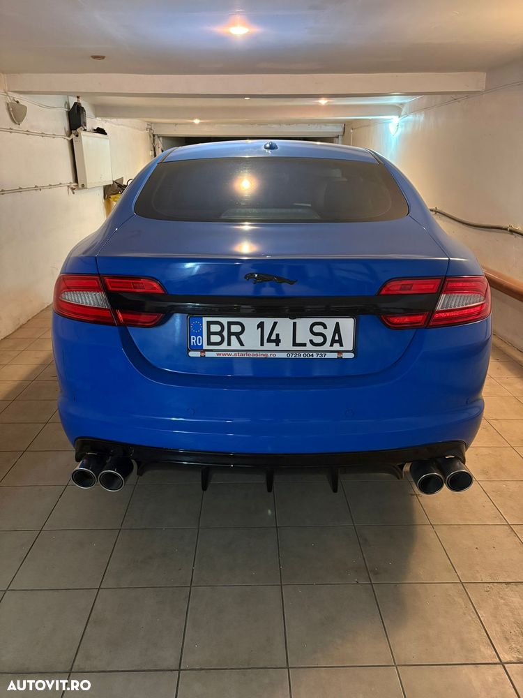 Jaguar XF 2.2D Portfolio - 2
