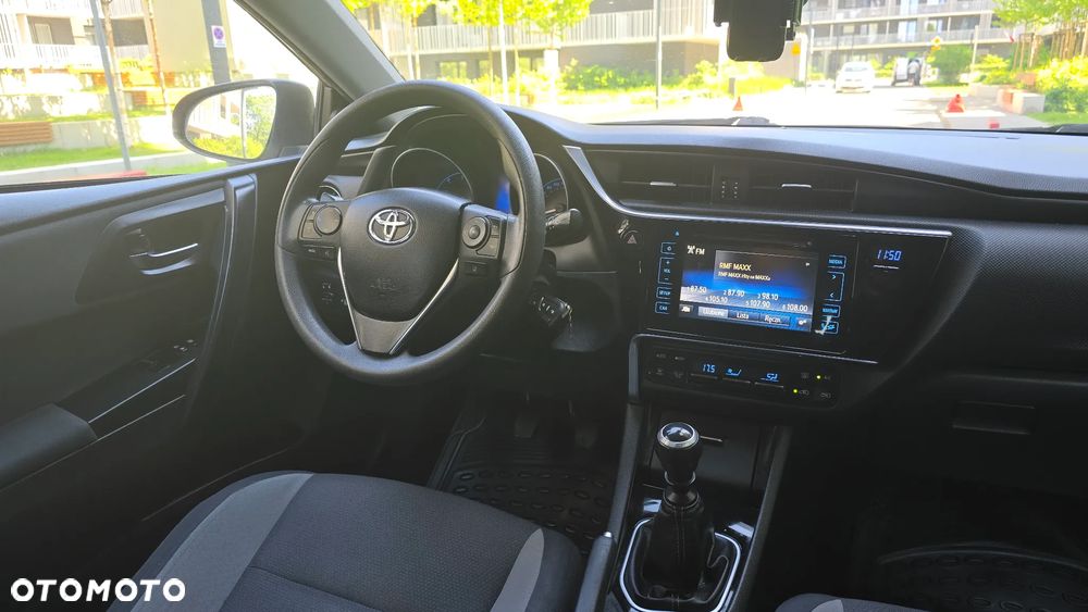 Toyota Auris 1.4 D-4D Active - 14