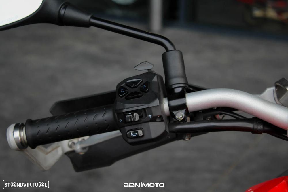 Aprilia Tuareg 660 - 9