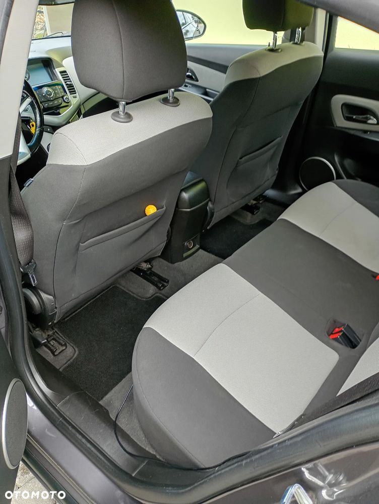 Chevrolet Cruze - 6