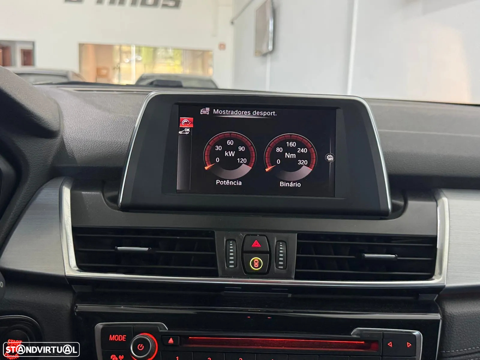 BMW 216 Gran Tourer d - 33