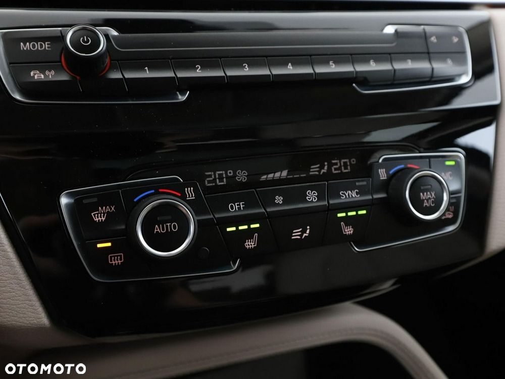 BMW X1 sDrive20d xLine - 27