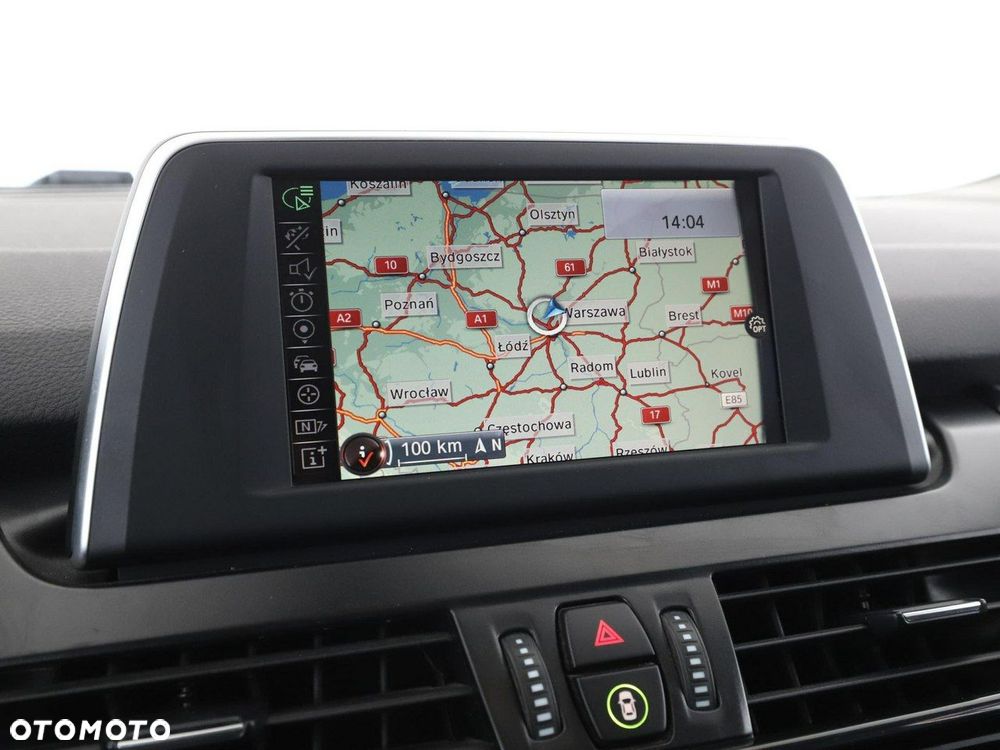 BMW Seria 2 218d - 25