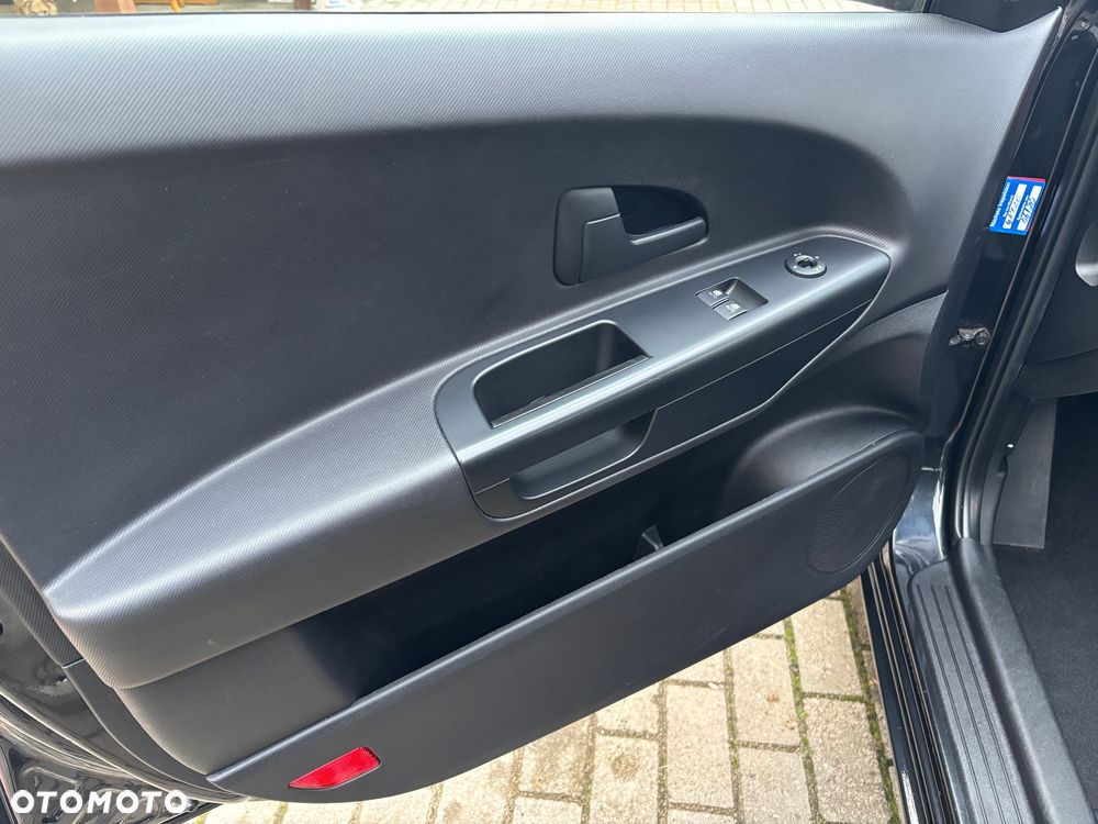 Kia Ceed - 25