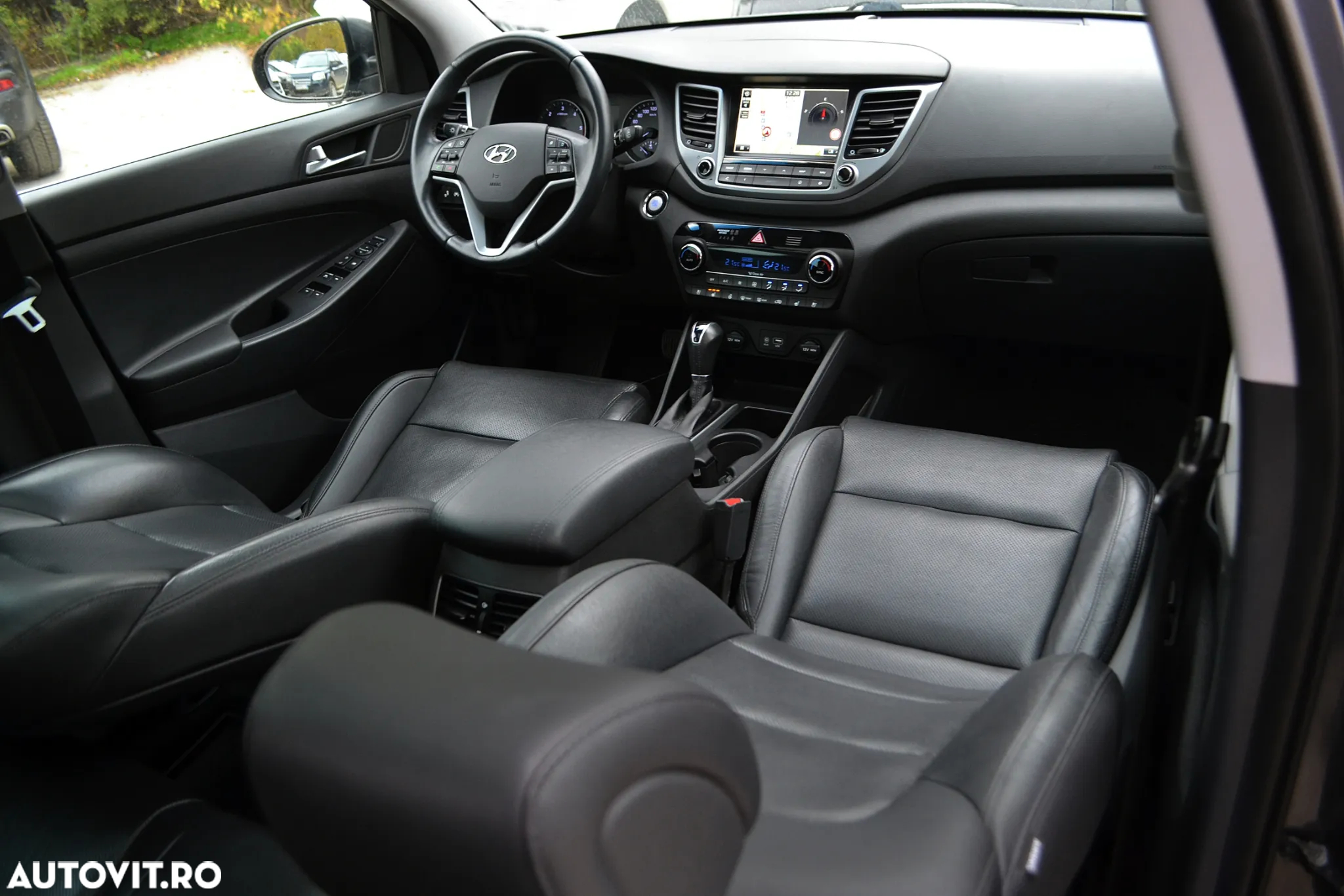 Hyundai Tucson 1.6 GDI 4WD DCT Premium - 11