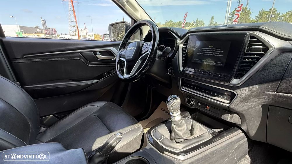 Isuzu D-Max Space Cab 4WD L - 23