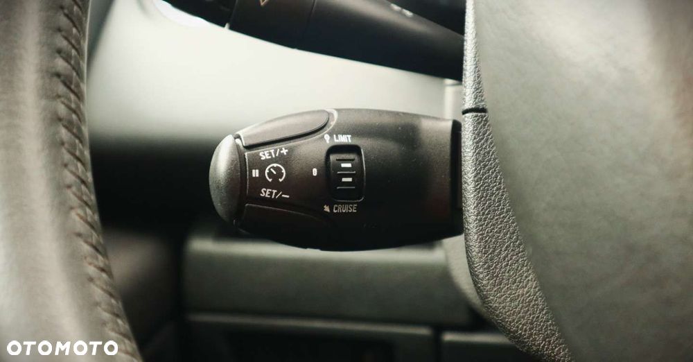 Peugeot 3008 1.6 THP Active - 29