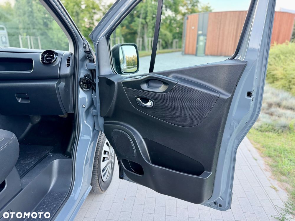 Renault Trafic - 19
