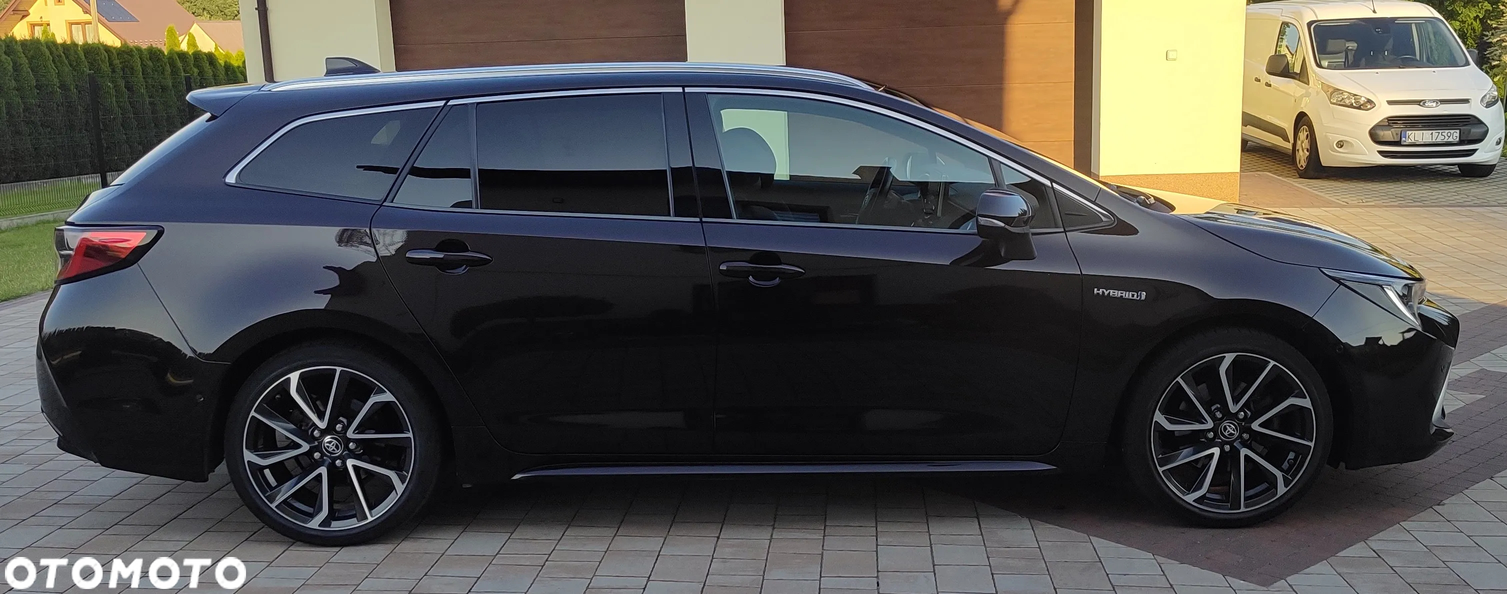 Toyota Corolla 2.0 Hybrid Executive - 3