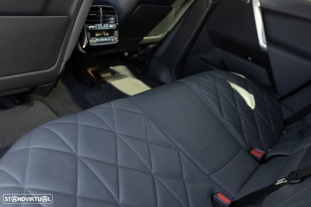 BMW iX xDrive 40 Pack Desportivo - 33