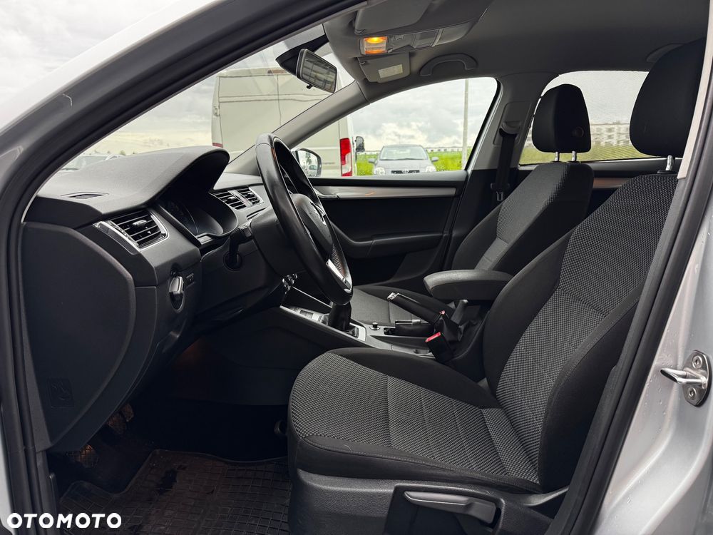 Skoda Octavia 1.4 TSI Ambition - 22