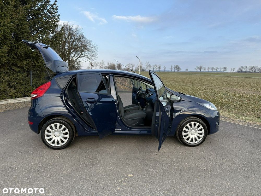Ford Fiesta - 40