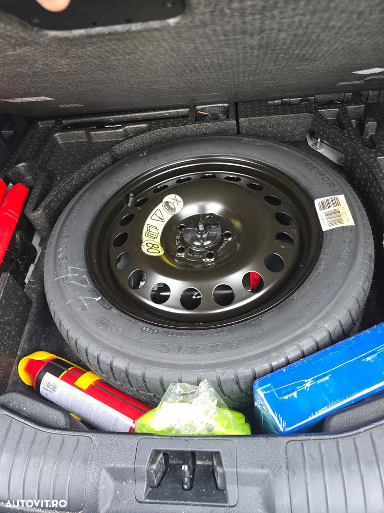 Ford Kuga 2.5 Duratec FHEV AWD Titanium X - 33