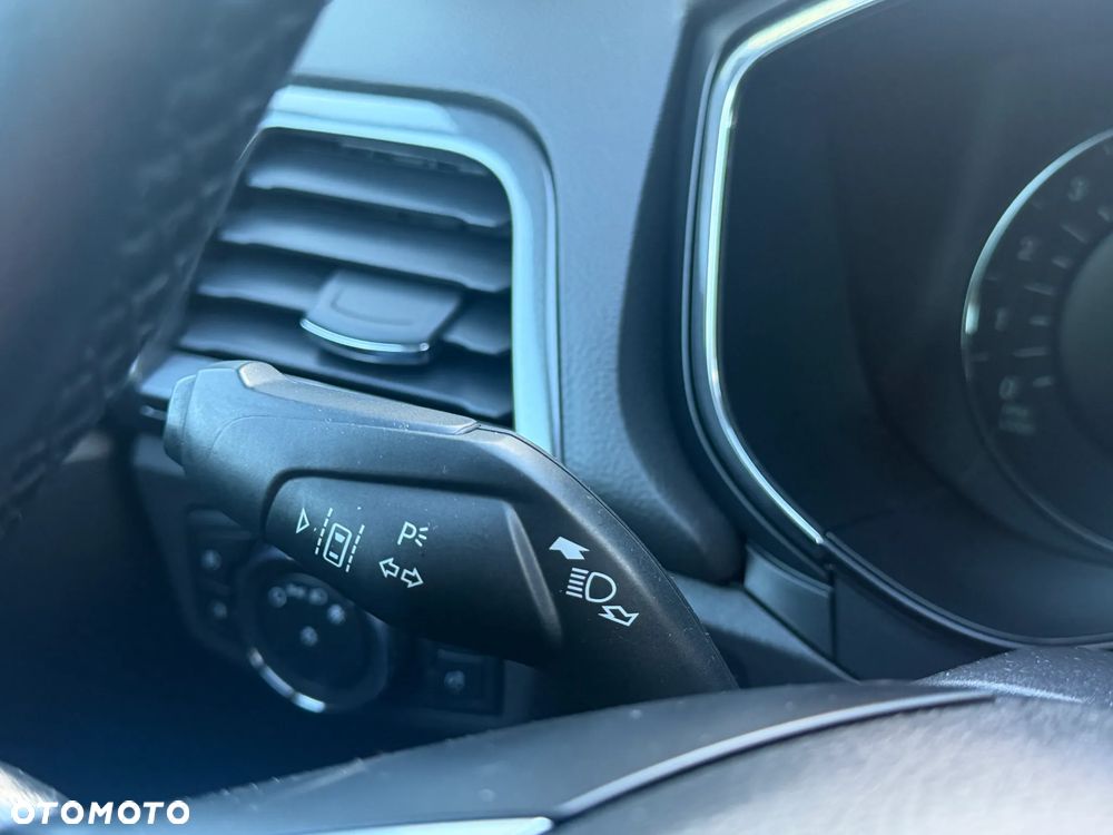 Ford Mondeo 2.0 EcoBlue Titanium - 14