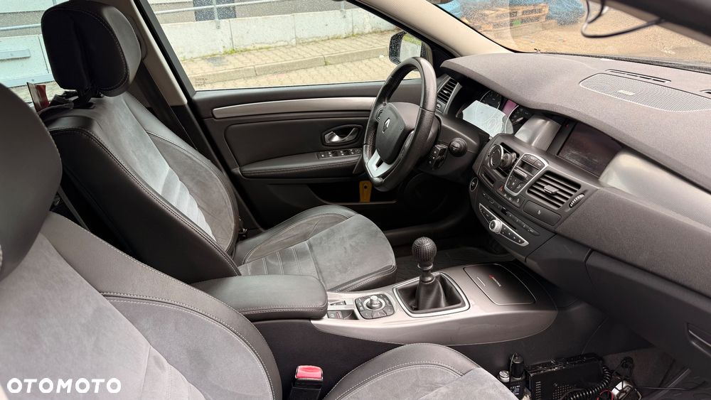 Renault Laguna - 25