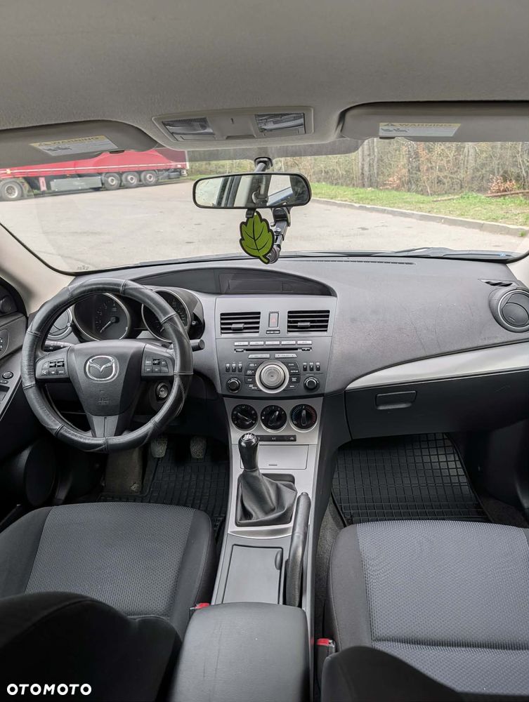 Mazda 3 - 12