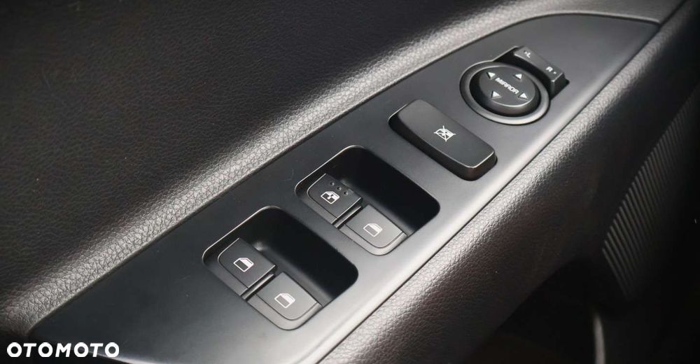 Kia Rio - 27