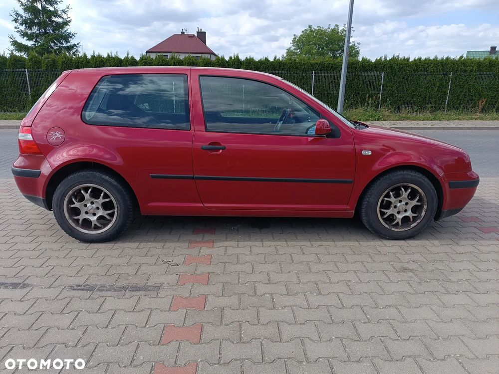 Volkswagen Golf 1.4 Sportline - 2