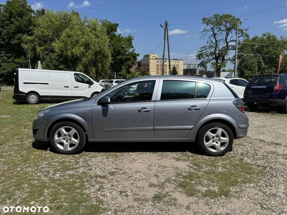 Opel Astra - 33