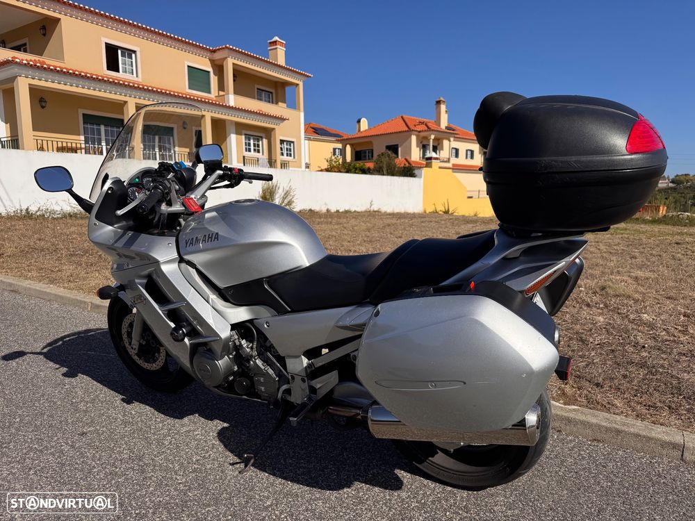 Yamaha FJR - 3