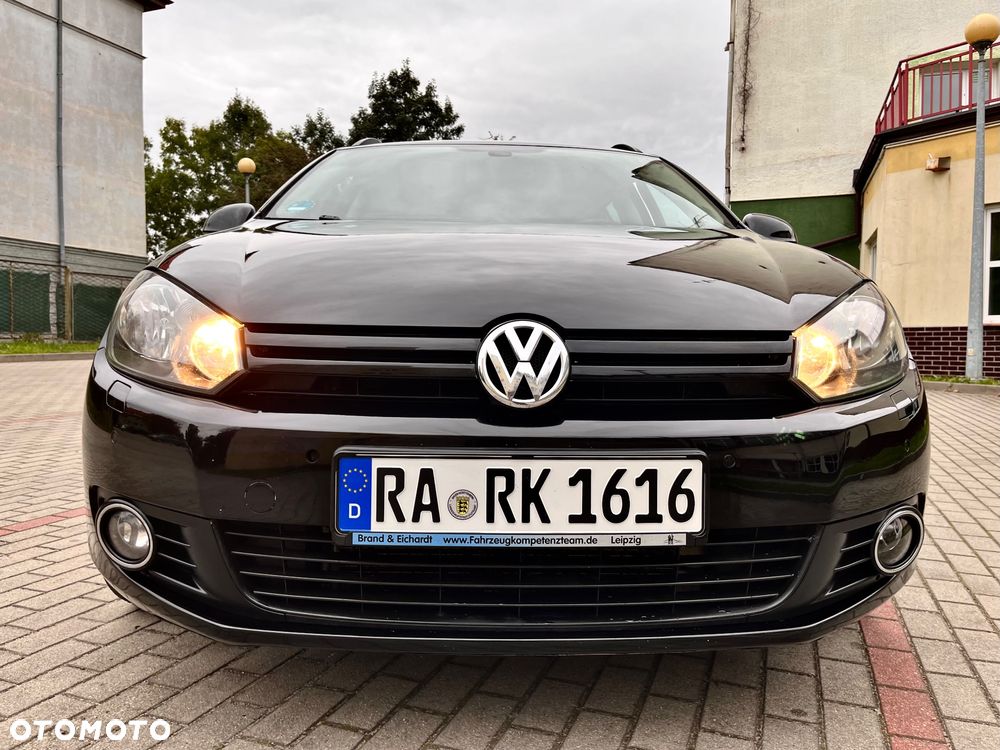 Volkswagen Golf 2.0 TDI DPF MATCH - 8