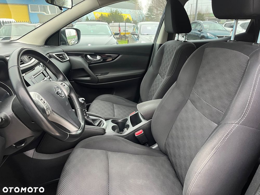 Nissan Qashqai 1.2 DIG-T Acenta EU6 - 17