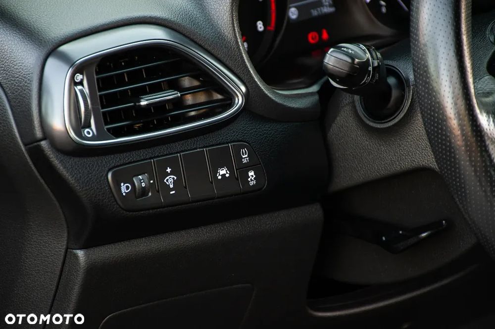 Hyundai i30 N 1.4 T-GDI Line - 36