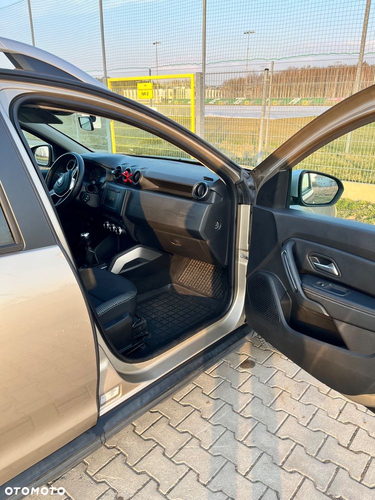 Dacia Duster SCe 115 2WD Prestige - 27