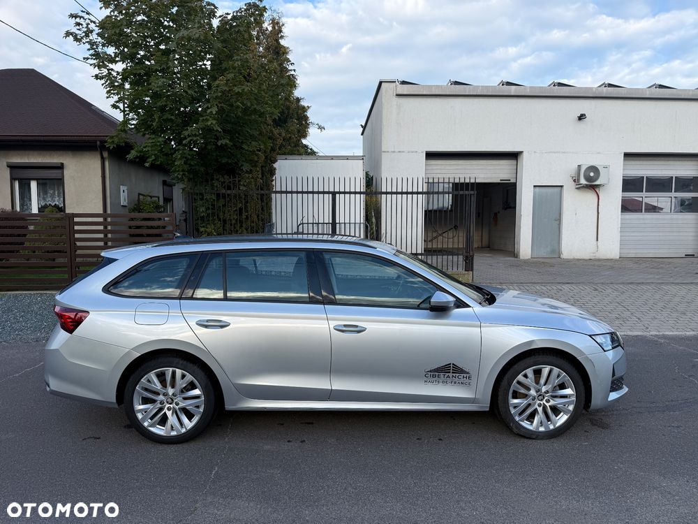 Skoda Octavia 2.0 TDI SCR Clever DSG - 3