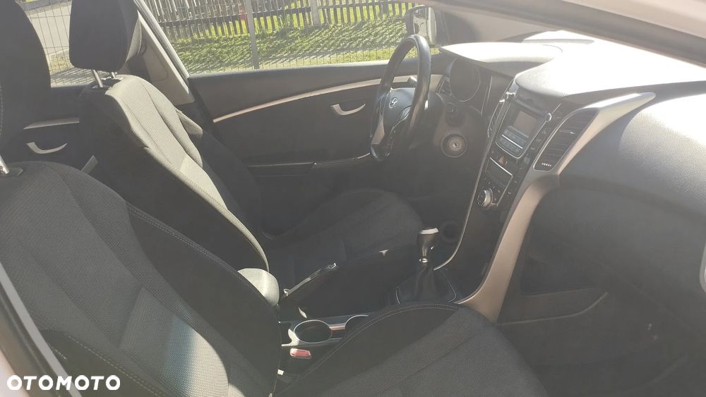 Hyundai i30 1.6 GDI Comfort - 8