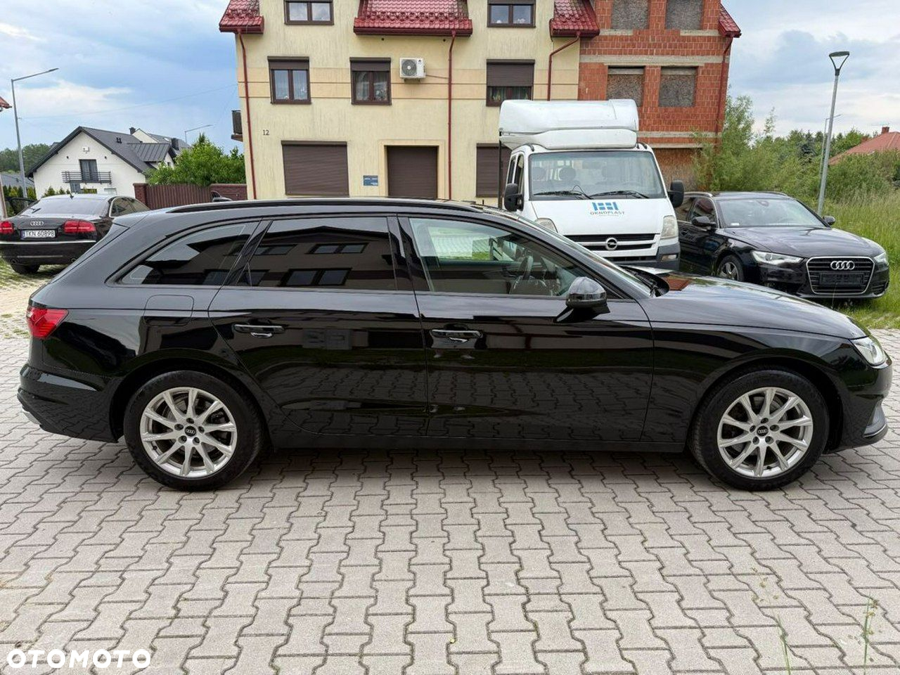 Audi A4 Avant 30 TDI S tronic advanced - 8