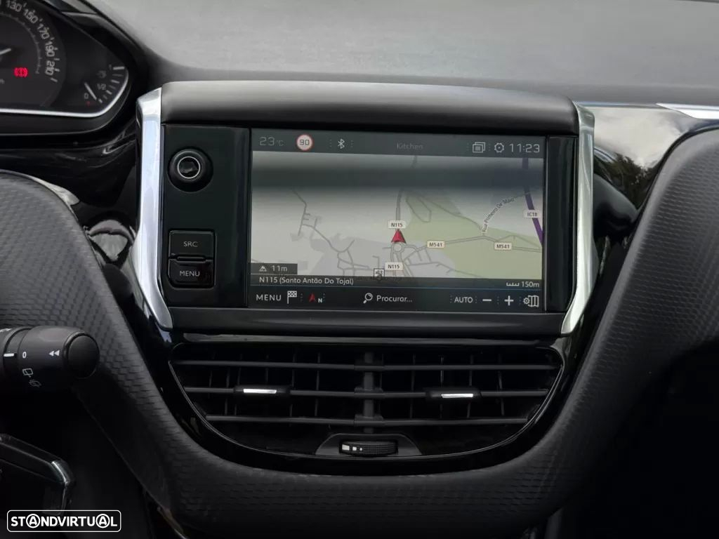 Peugeot 208 1.2 PureTech GT Line - 20