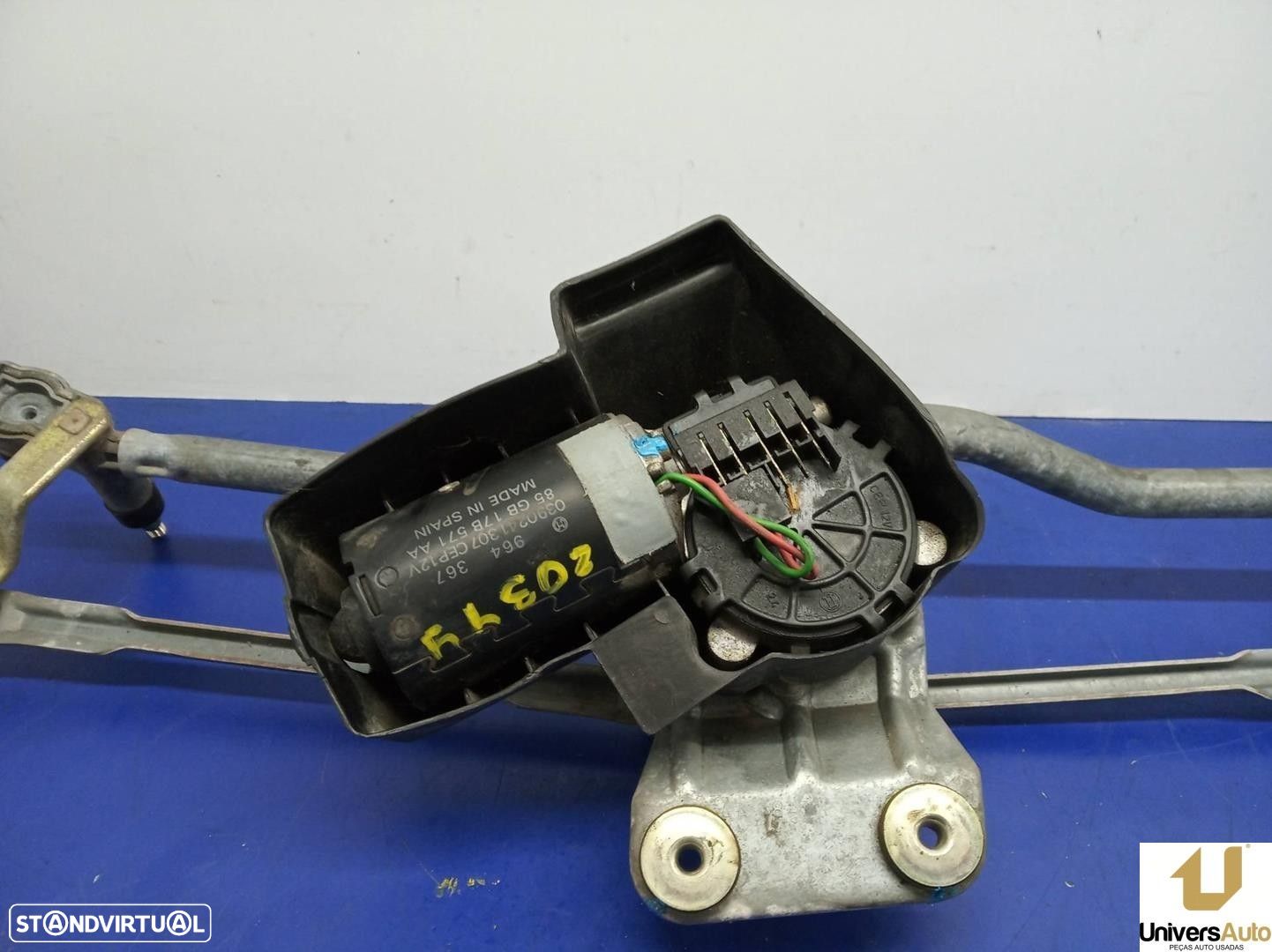 MOTOR LIMPA-VIDROS FRONTAL FORD ESCORT V 1993 -0390241307 - 1