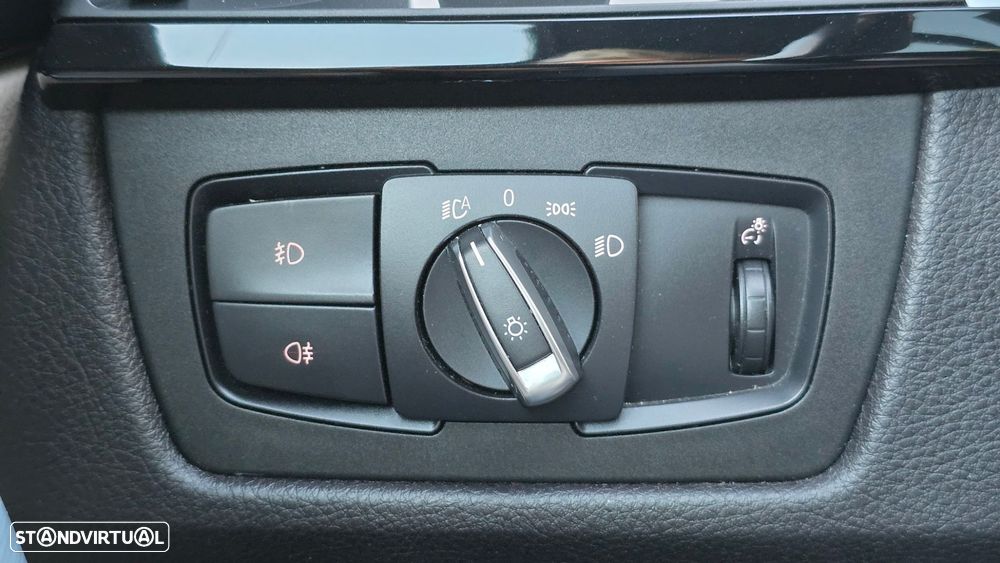 BMW 320 Gran Turismo - 12