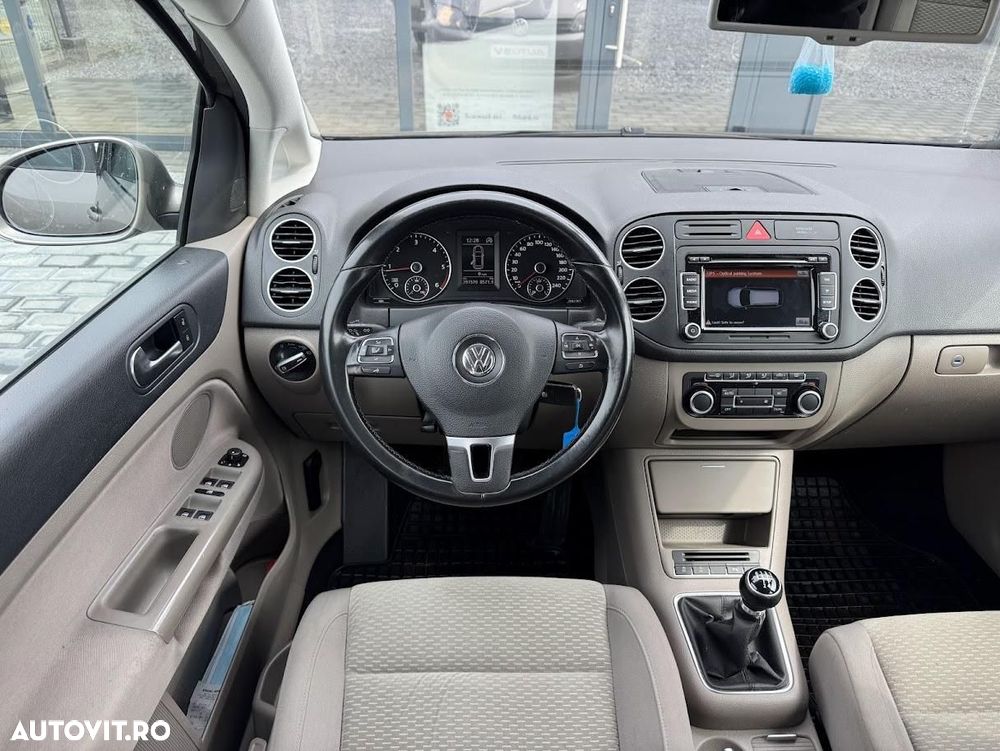 Volkswagen Golf Plus - 13
