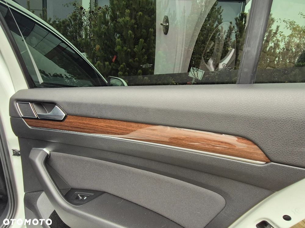 Volkswagen Passat 2.0 TDI BMT Highline - 10