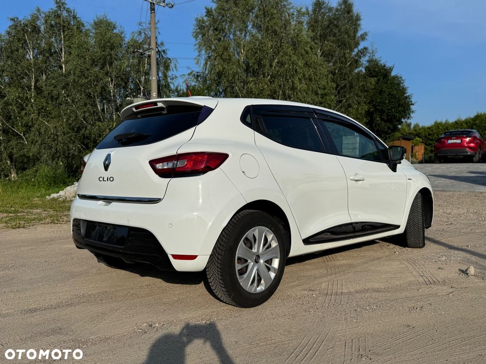 Renault Clio 1.2 16V Limited - 8