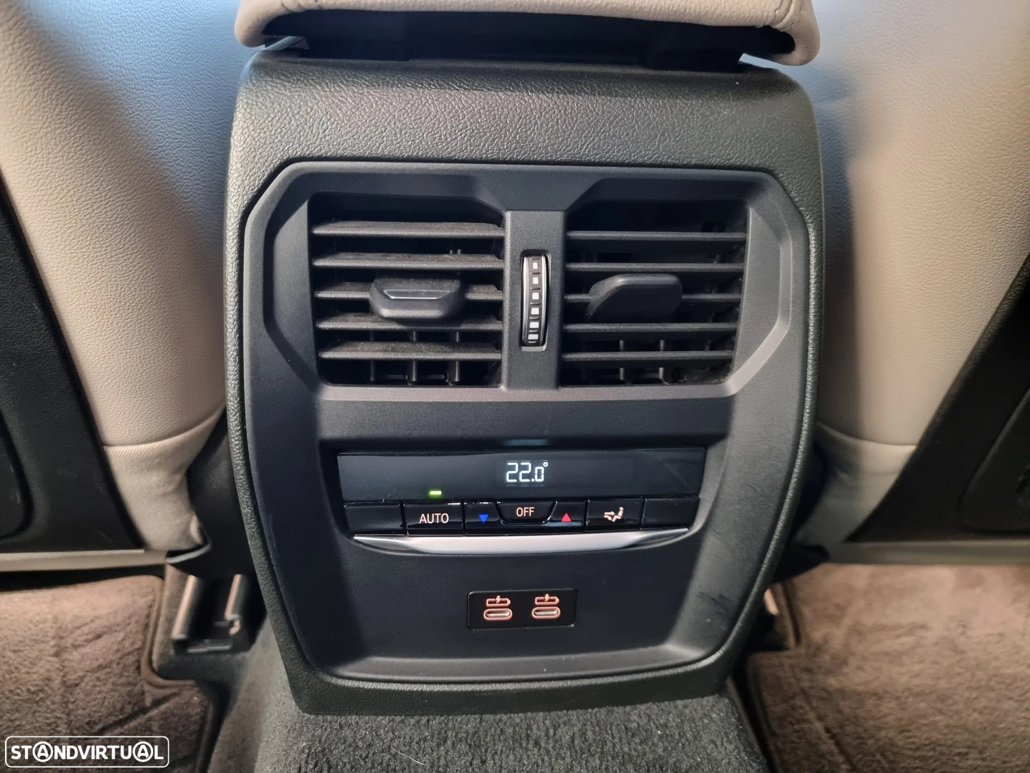 BMW 330 e Pack Desportivo M Auto - 25