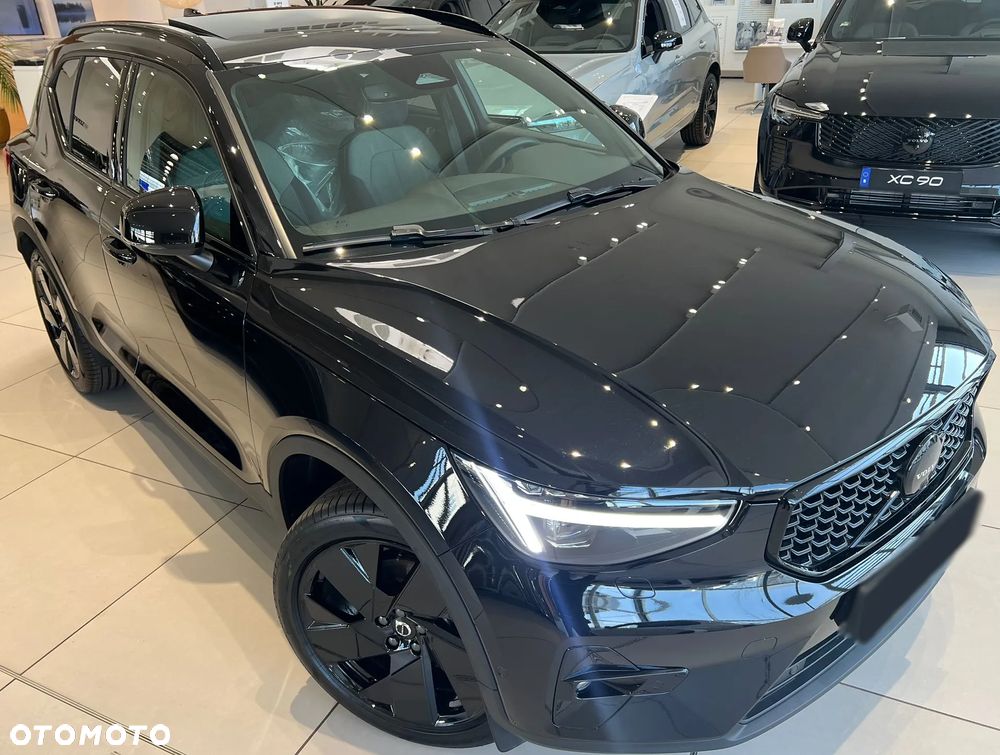 Volvo XC 40 B4 B AWD DKG Ultimate Dark - 8