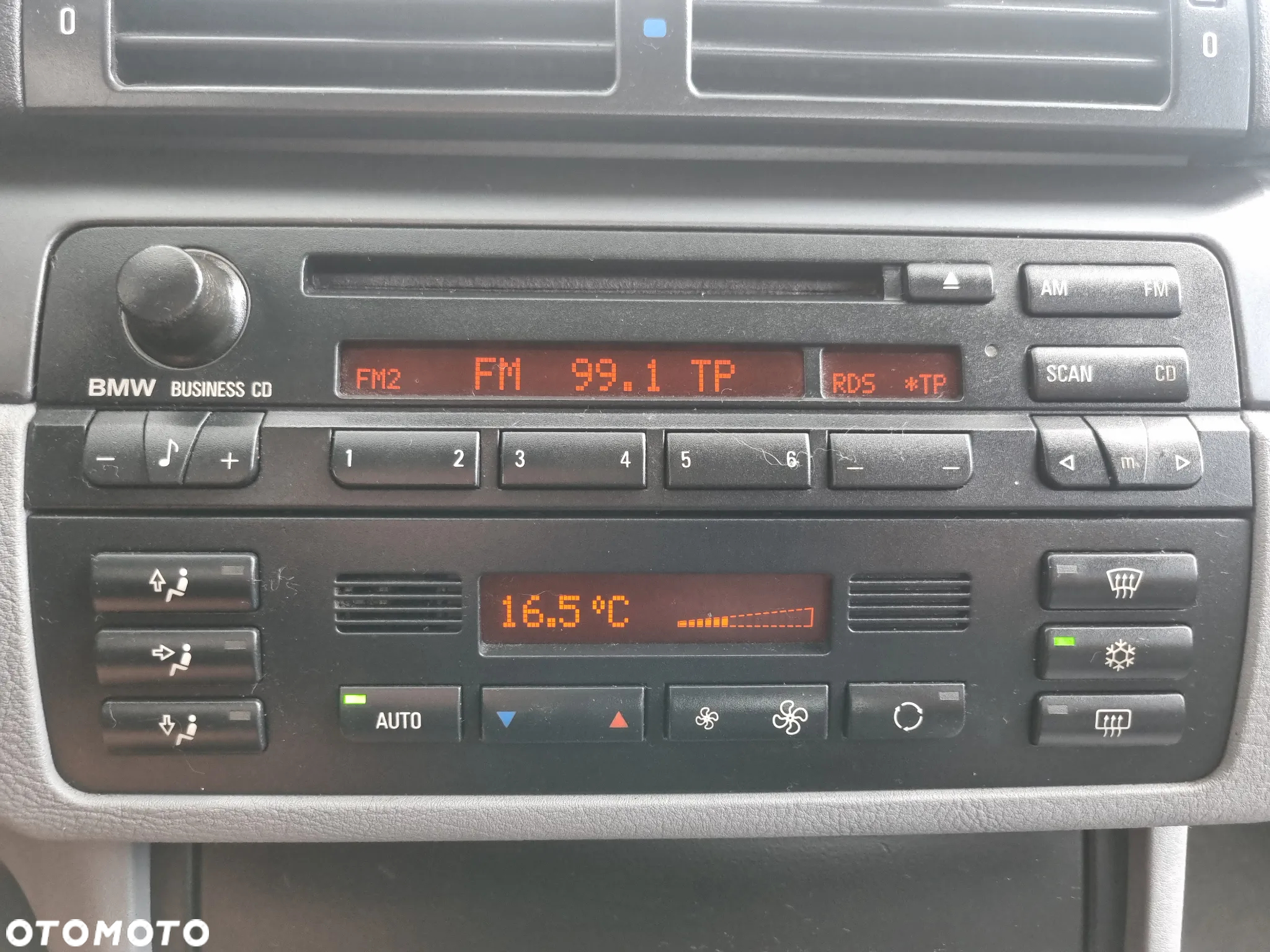 BMW Seria 3 318i - 20
